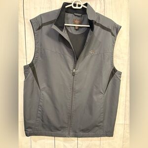 Greg Norman gray golf vest, size L